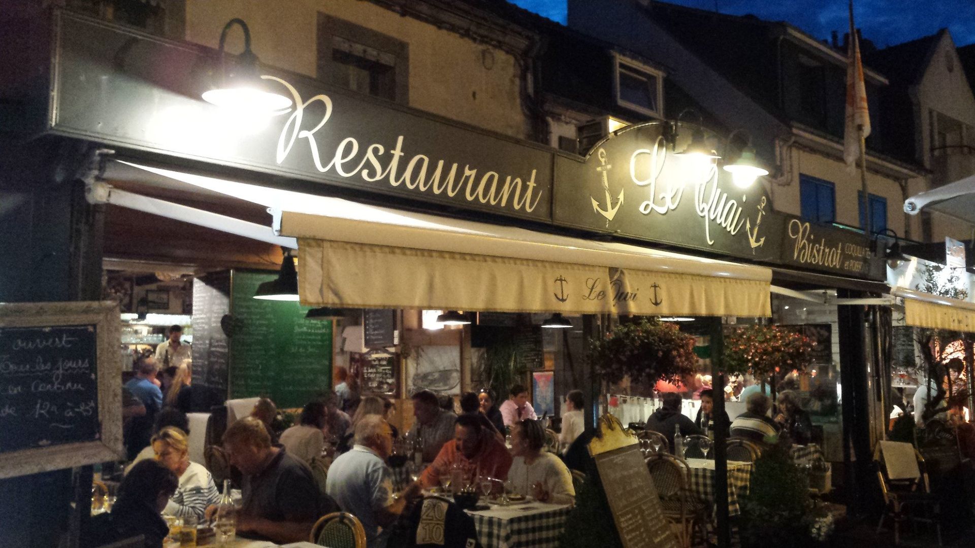 Le port de La Trinité-sur-Mer vu depuis Le Quai